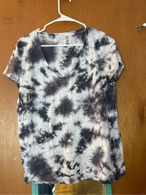 Victoria secret pink tshirt